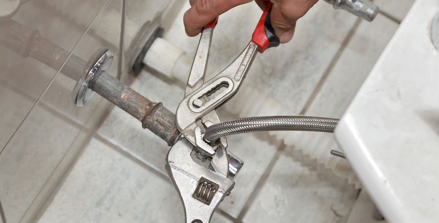 How to Hire a Qualified Plumber?